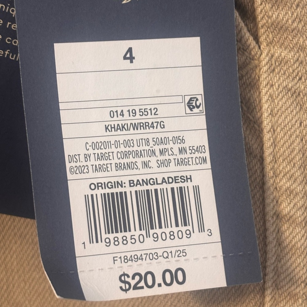 Universal Thread Khaki High-Rise Pleated Shorts - Picture 2 of 8